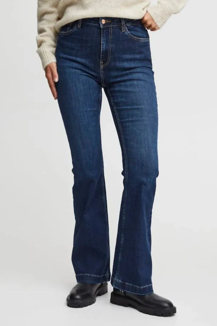 Becca BootCut Jeans