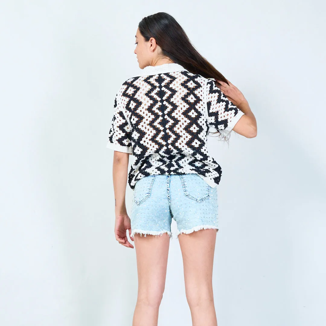 Crochet top with geometric pattern wholesale