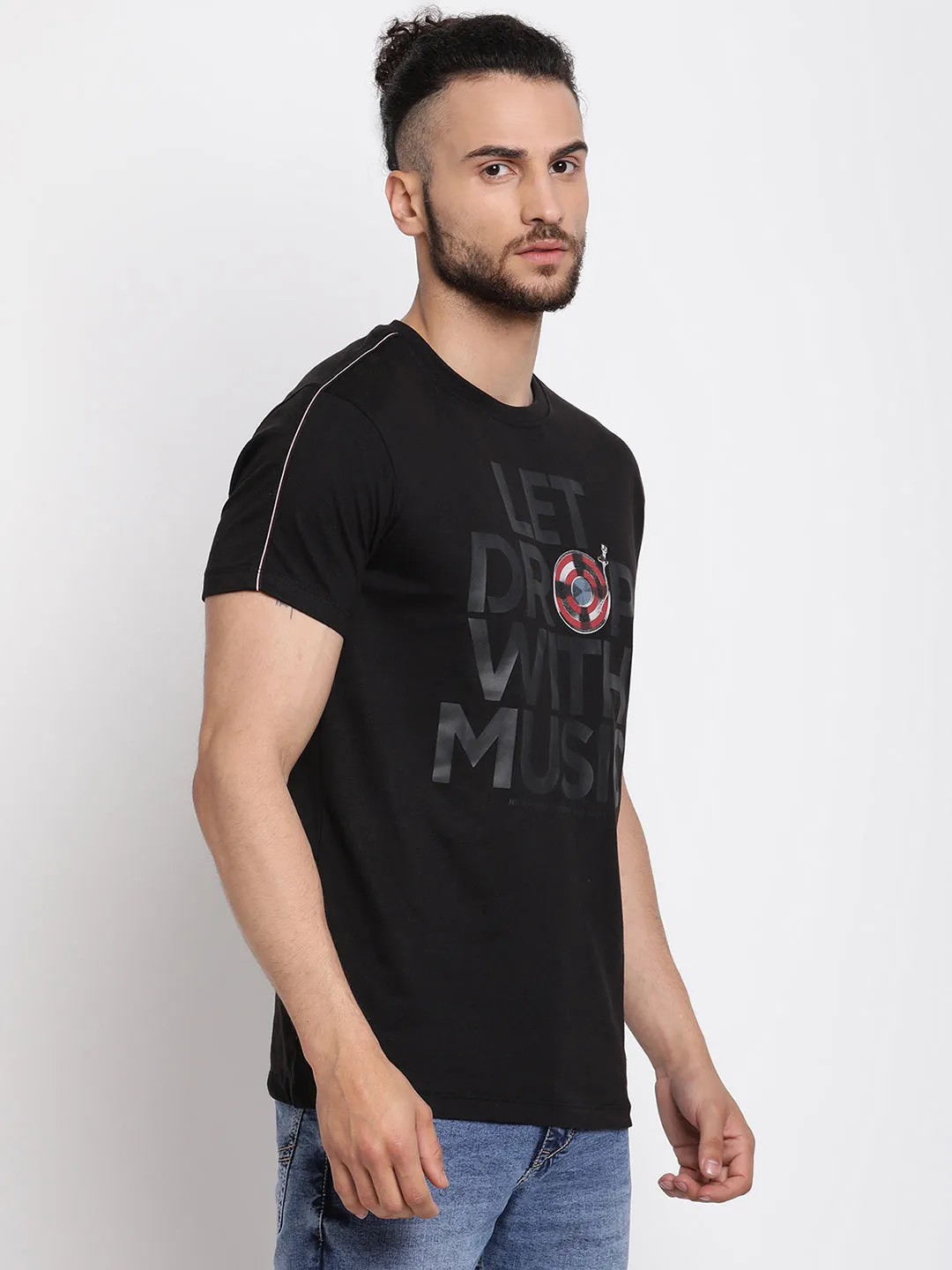 Men's Black  Round neck Half Sleeve T-Shirt with contrast piping detail on shoulder