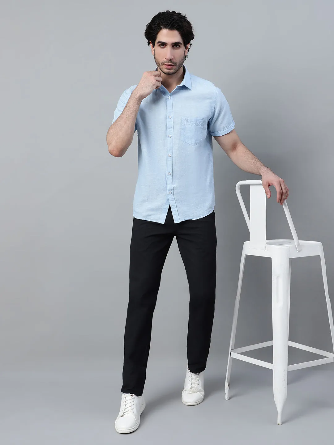 Men's Light Blue Casual Plain Half Sleeve Shirt