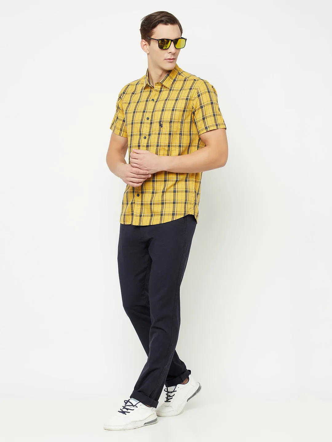 Men's Mustard Casual Medium Checks Half Sleeve Shirt