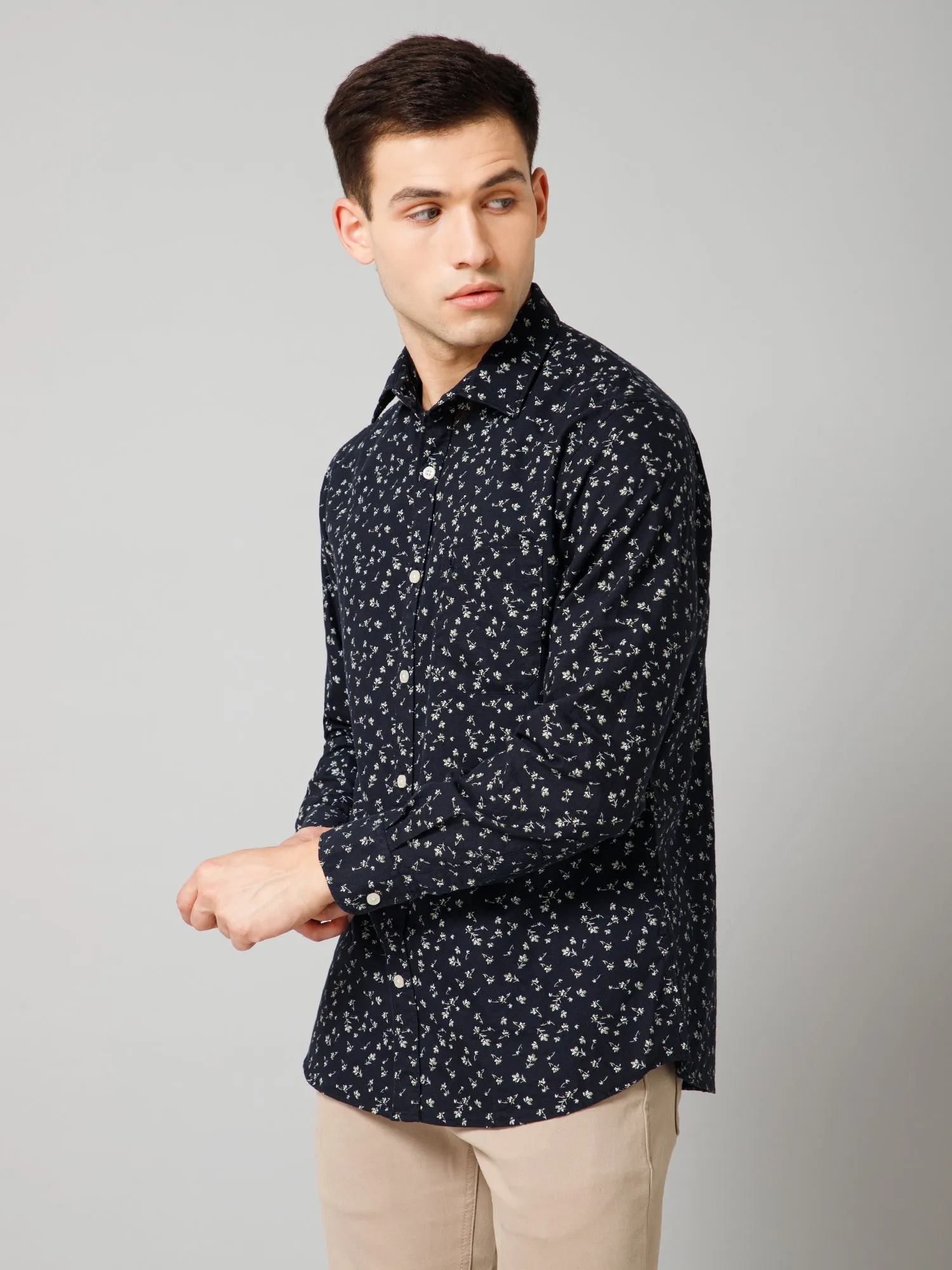 Men's Navy Blue  Casual Floral Print Full Sleeve Shirt