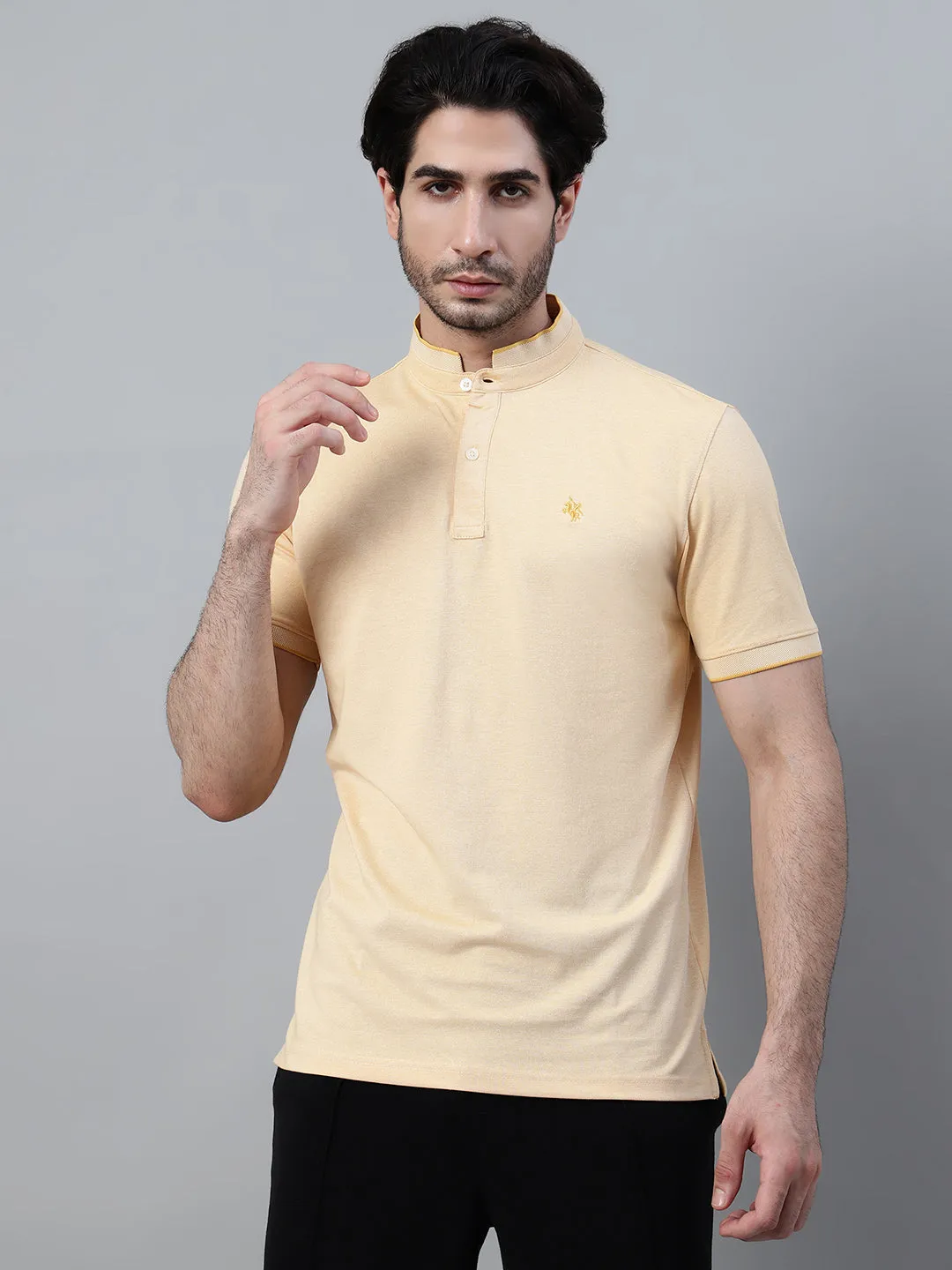 Men's Peach Solid Mandarin Collar T-shirt