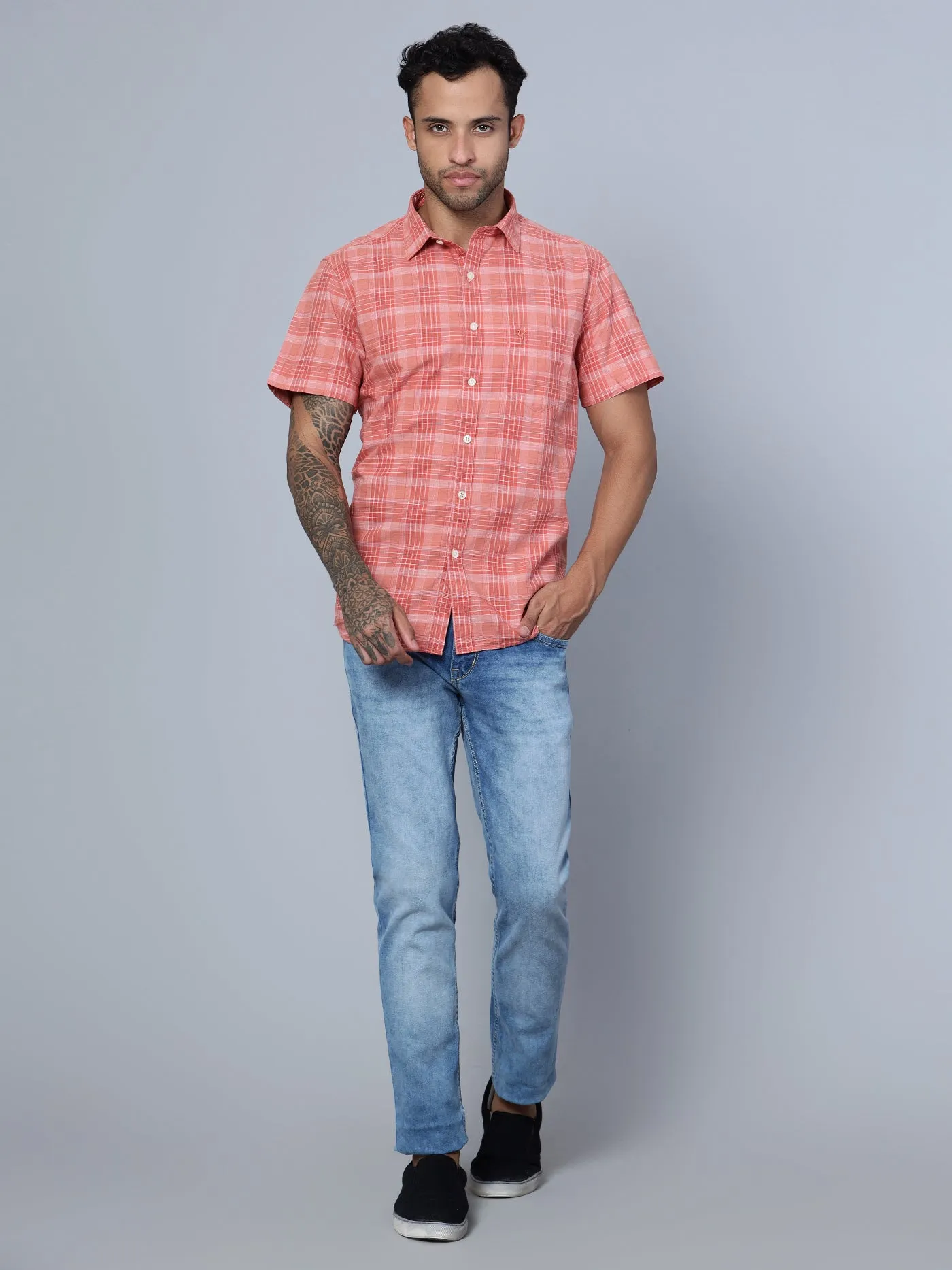 Men's Red Casual Medium Checks Half Sleeve Shirt