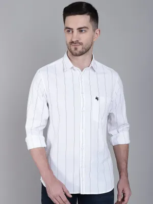 Men's White Casual Narrow Stripe Full Sleeve Shirt