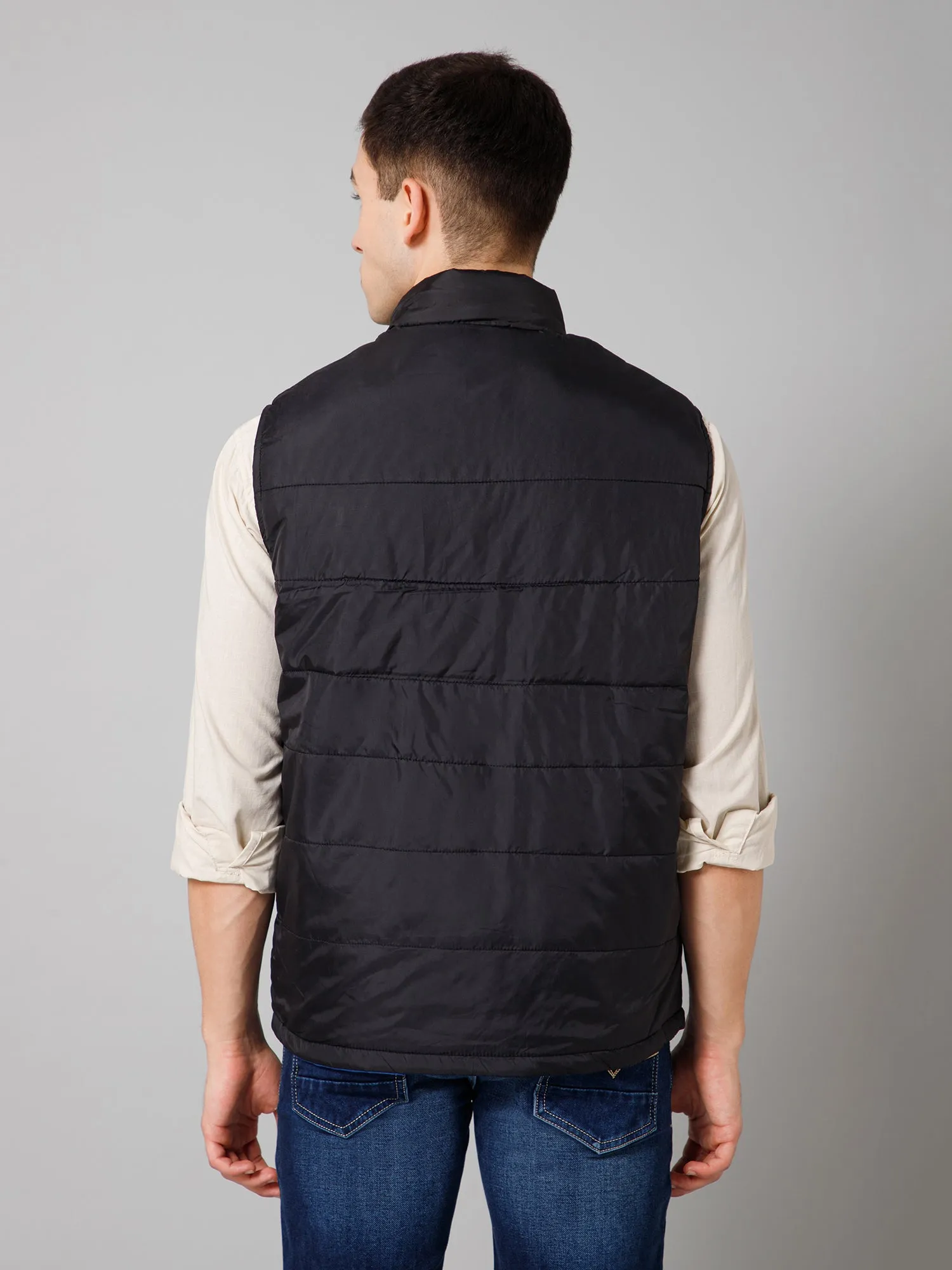 Solid Sleeveless Mock Collar Regular Fit Black Casual Reversible Jacket For Men