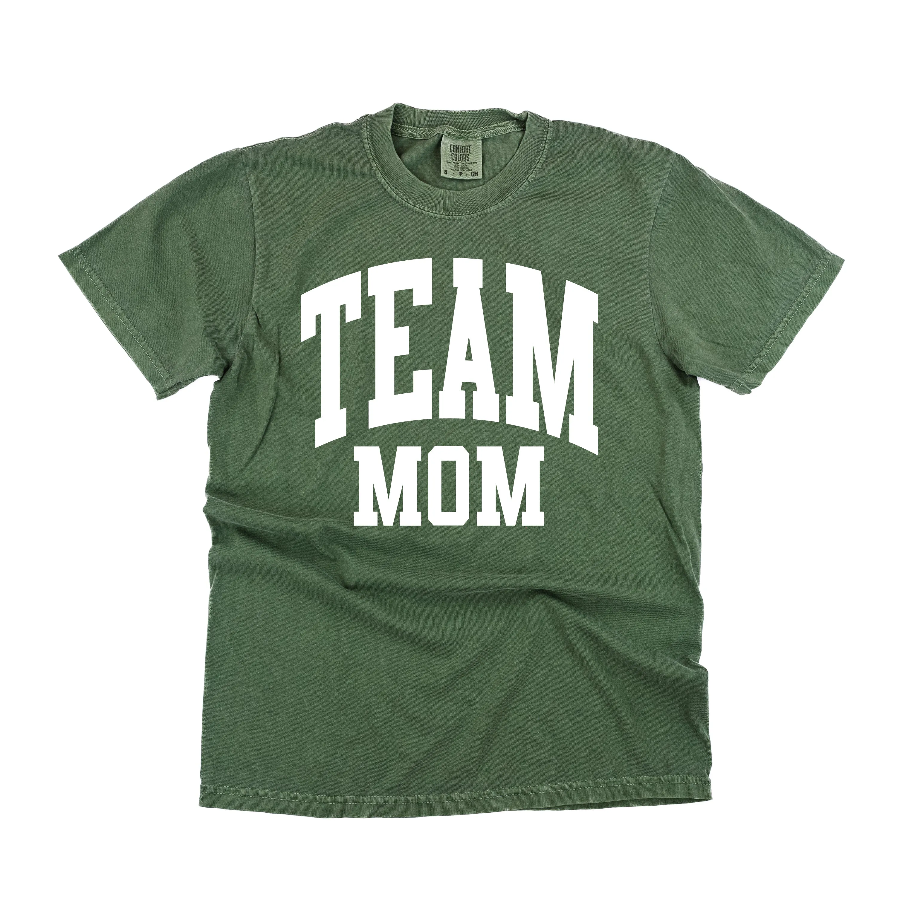 Varsity Style - TEAM MOM - SHORT SLEEVE COMFORT COLORS TEE