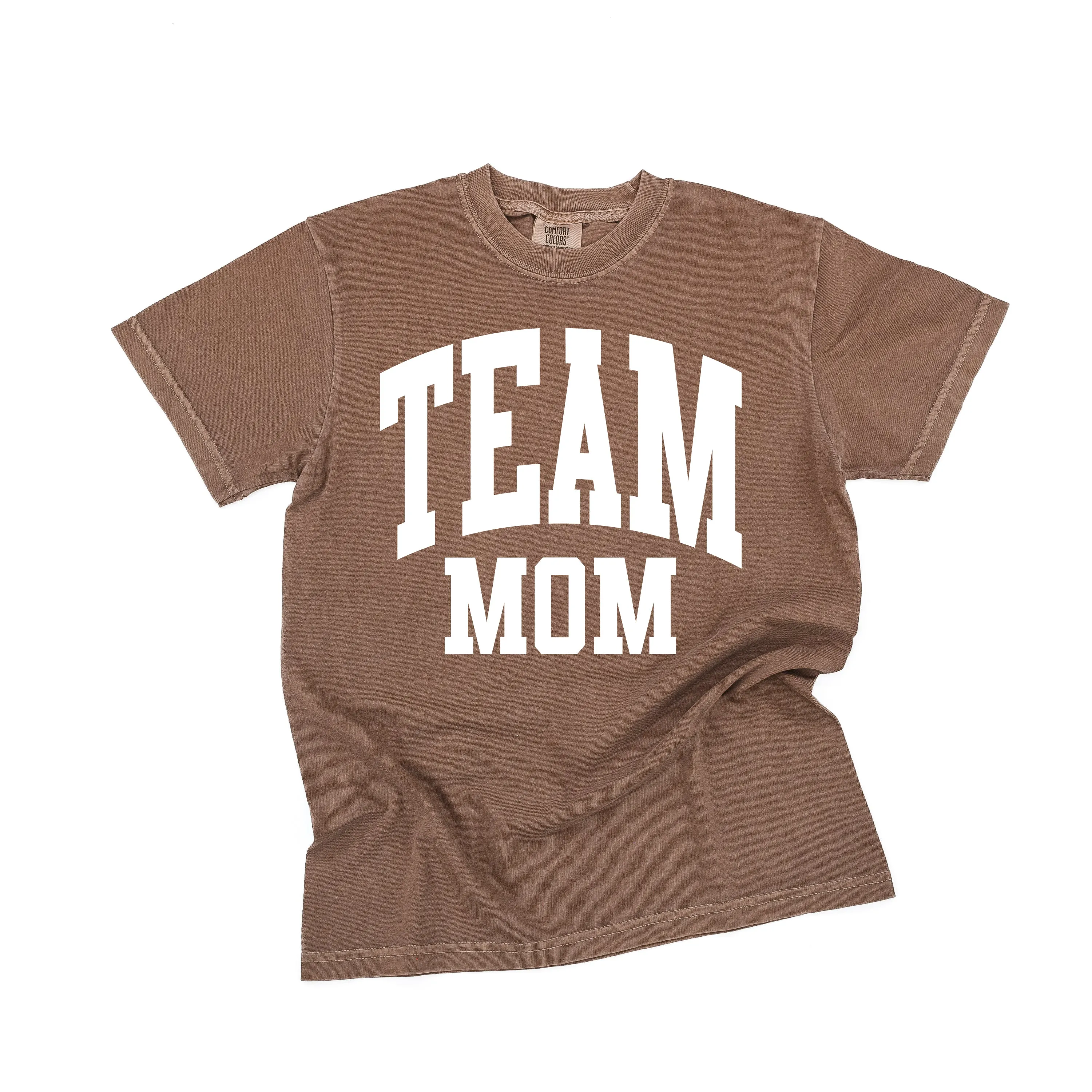 Varsity Style - TEAM MOM - SHORT SLEEVE COMFORT COLORS TEE