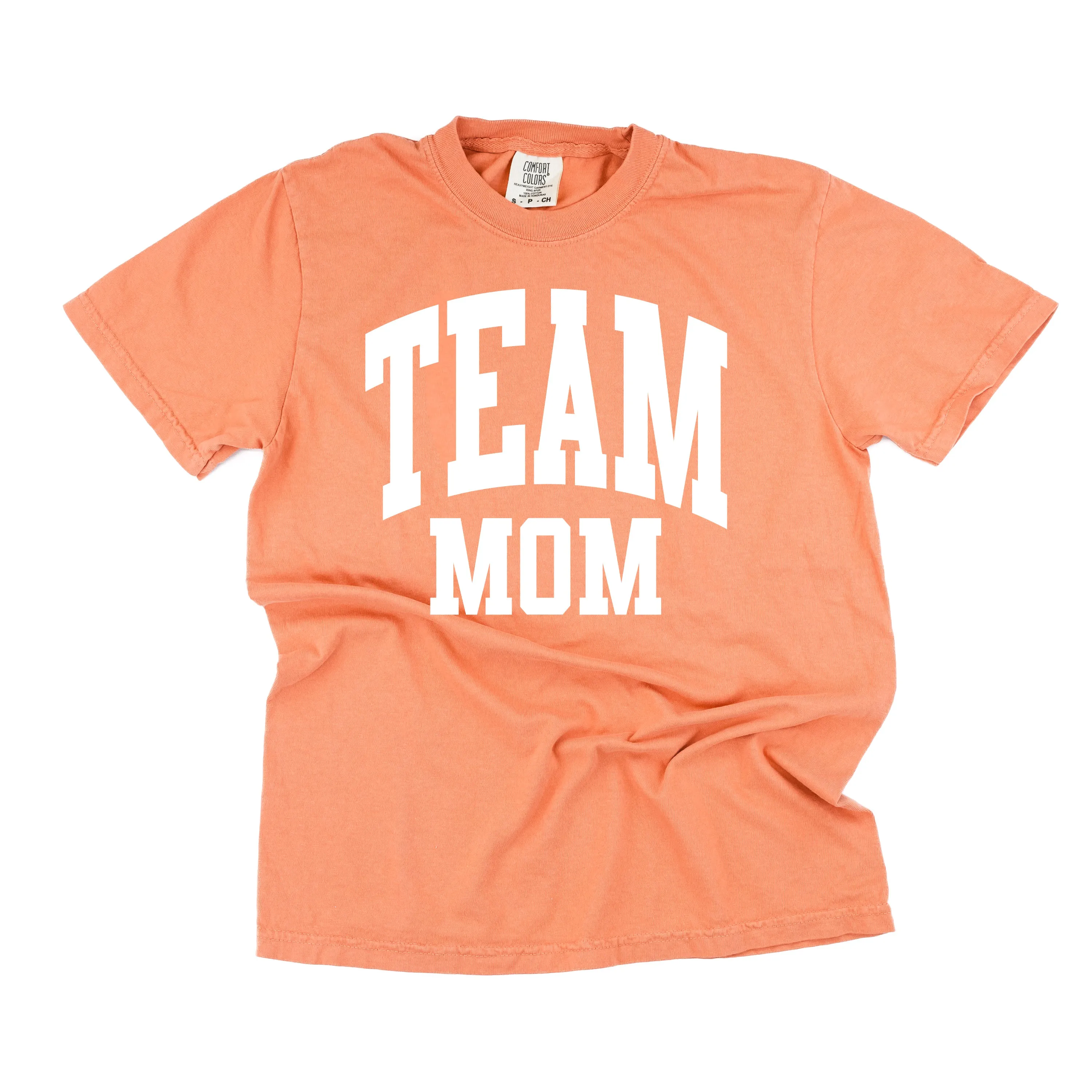 Varsity Style - TEAM MOM - SHORT SLEEVE COMFORT COLORS TEE